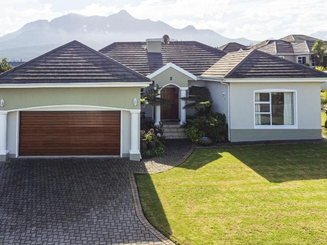 House for sale in Groot Brak Rivier, Western Cape
