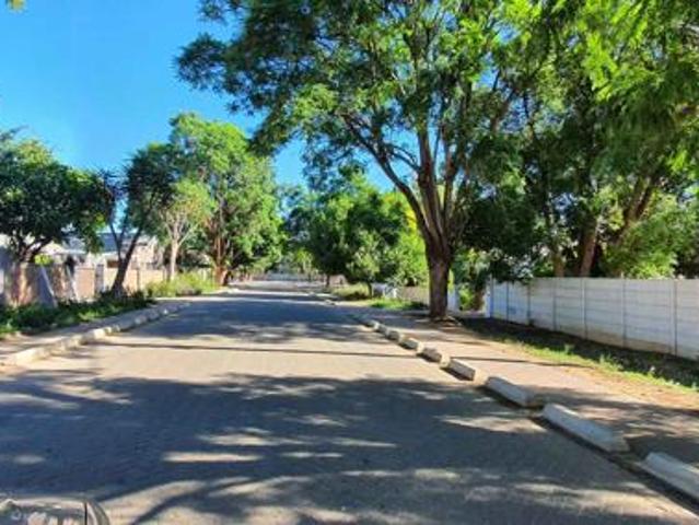 House for sale in Kirkwood, Sundays River Valley Local Municipality