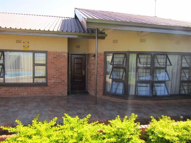 House for sale in Frances Baard, Northern Cape