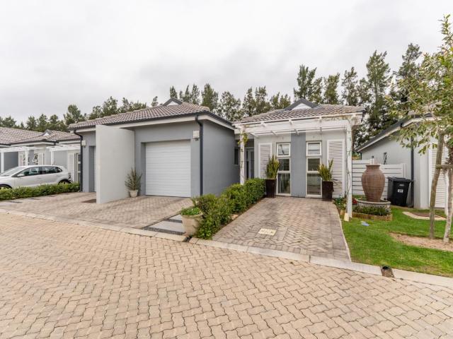House for sale in Onverwacht, Western Cape