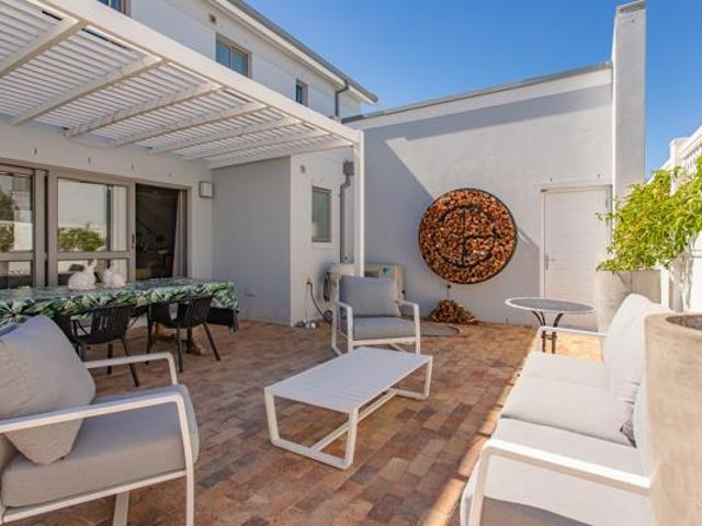 House for sale in Durbanville, Western Cape