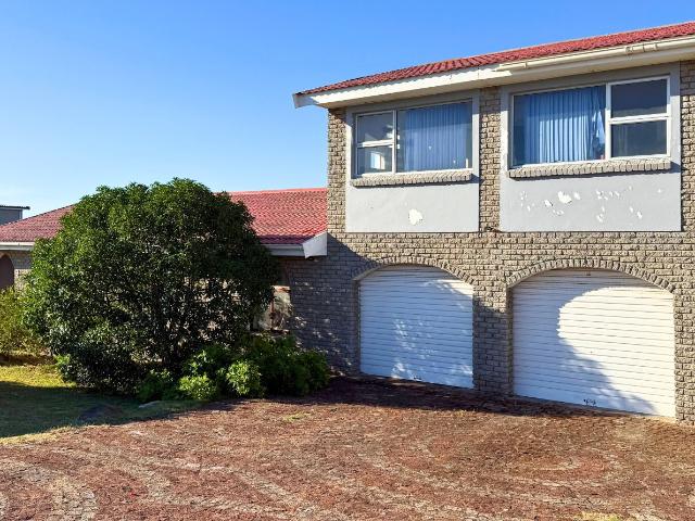 House for sale in Baardskeerdersbos, Western Cape