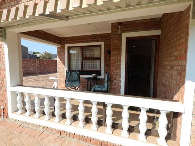 House for sale in Bushmans River Mouth, Eastern Cape