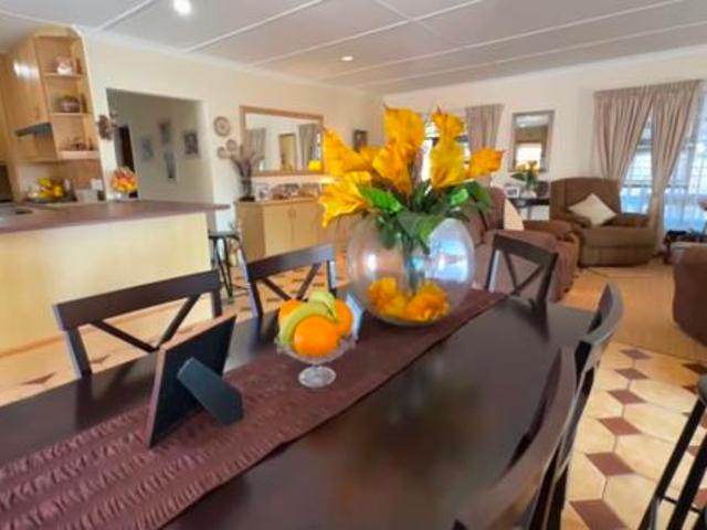 House for sale in Bushmans River Mouth, Eastern Cape