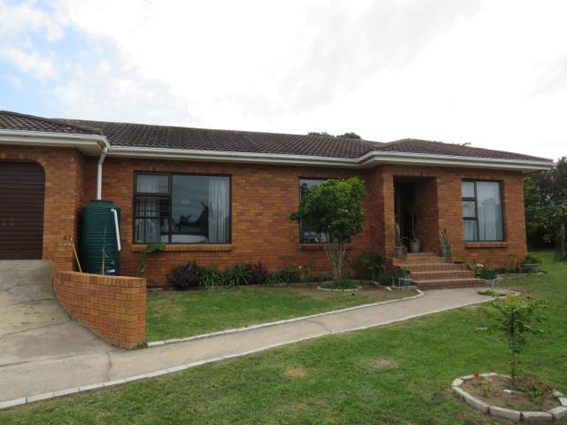 House for sale in Bushmans River Mouth, Eastern Cape