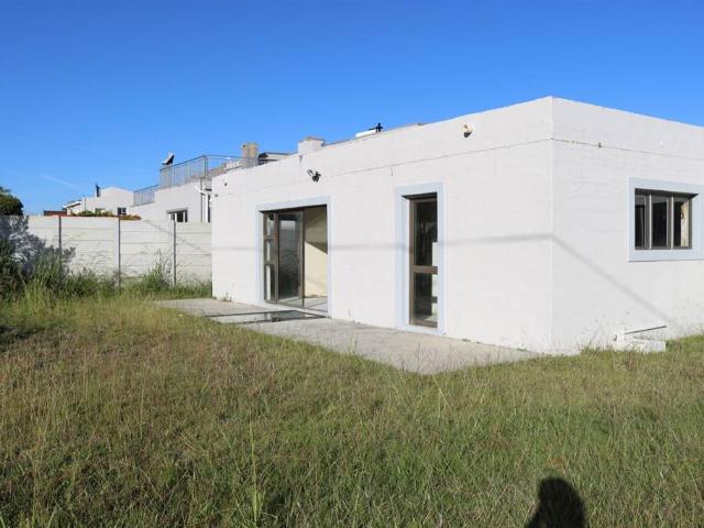 House for sale in Kleinmond