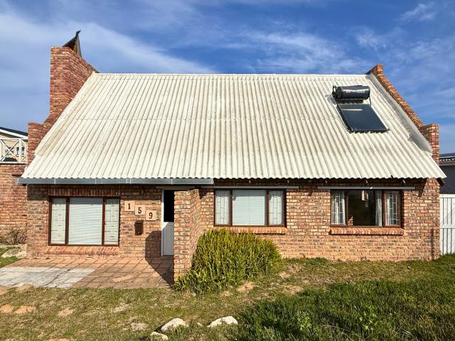 House for sale in Baardskeerdersbos, Western Cape