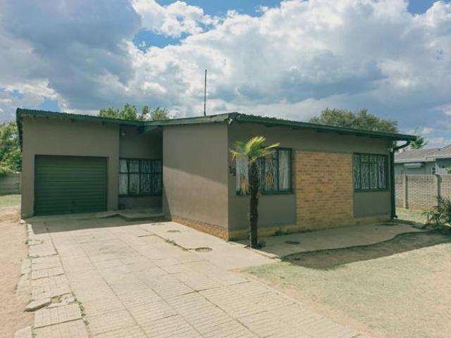 House for sale in Klerksdorp, Matlosana Local Municipality