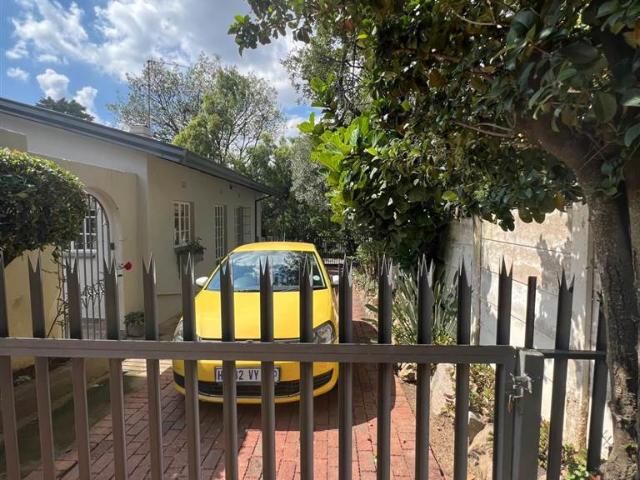 House for sale in Johannesburg, North & Sandton