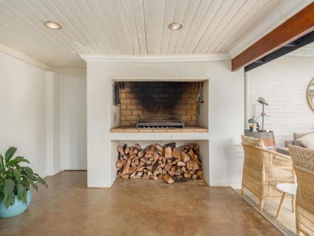 Townhouse for sale in Seaview, Kwazulu-natal