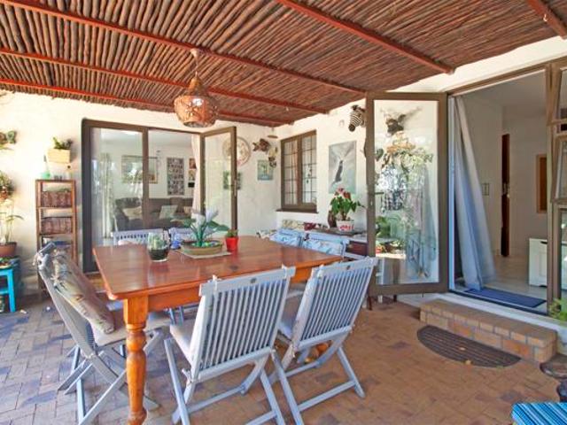 House for sale in Cape Town, Western Cape