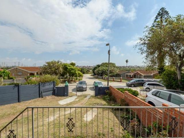 House for sale in Port Elizabeth, Eastern Cape