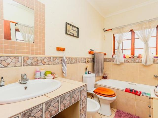 House for sale in North West