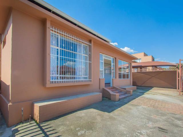 House for sale in Kagiso, Gauteng