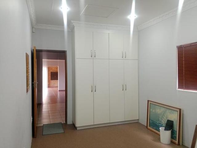 House for sale in Kgalagadi, Northern Cape