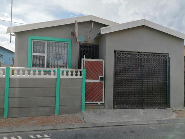 House for sale in Cape Town, Western Cape