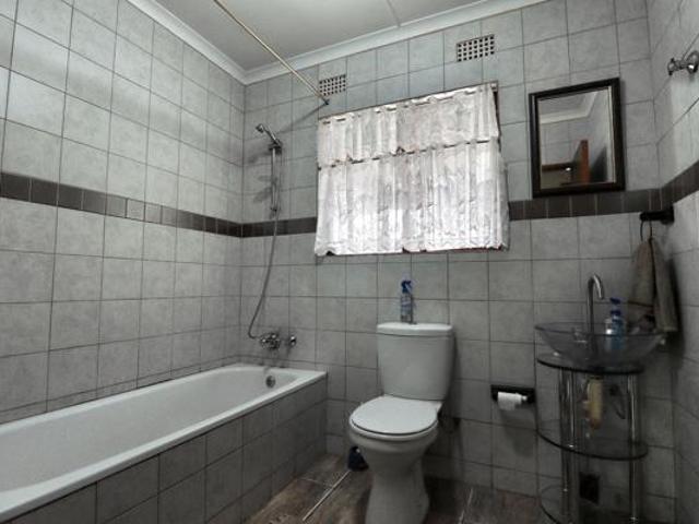 House for sale in KwaMbonambi, uMfolozi Local Municipality