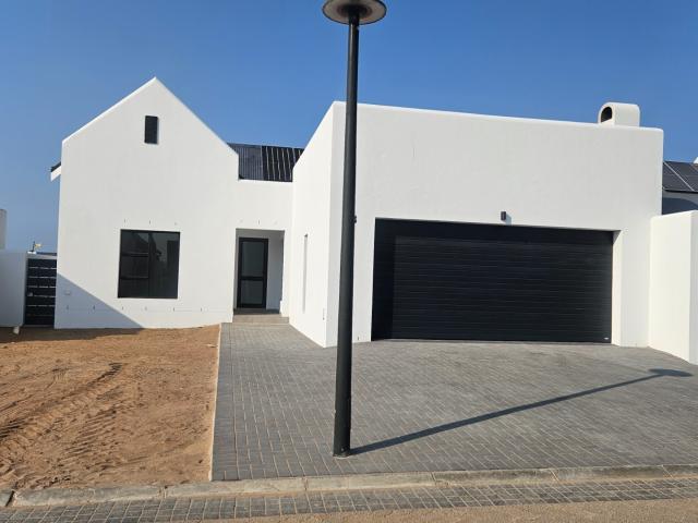House for sale in Langebaan, Saldanha Bay Local Municipality