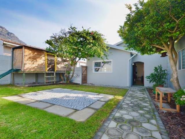 House for sale in Cape Town, Western Cape