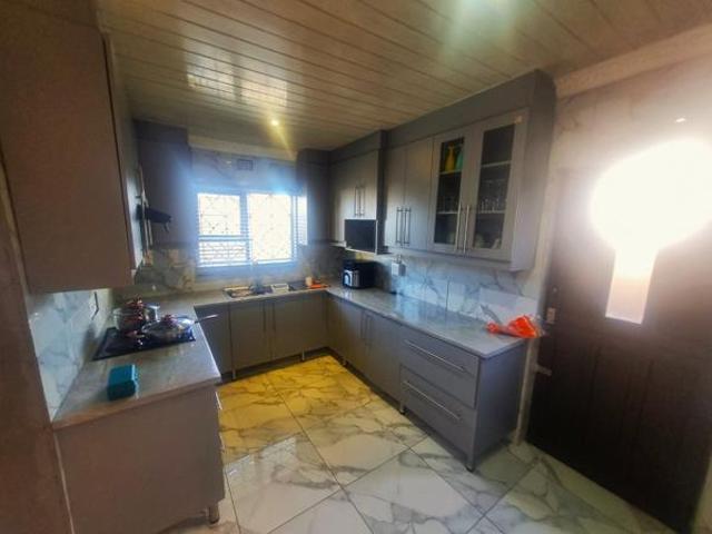 House for sale in Cape Town, Western Cape