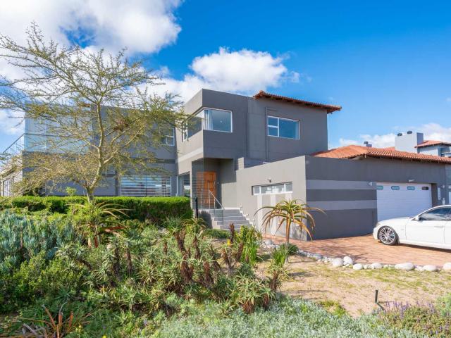 House for sale in West Coast, Britannia Bay