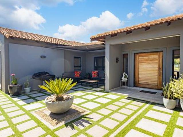 House for sale in Western Cape