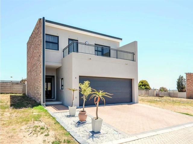 House for sale in Kraaifontein, Western Cape