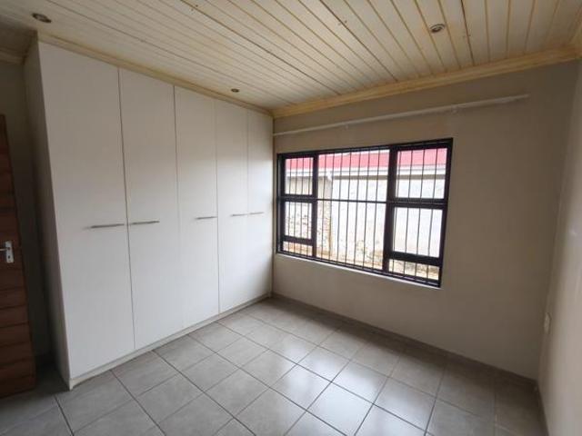 House for rent in Waterkloof, Gauteng