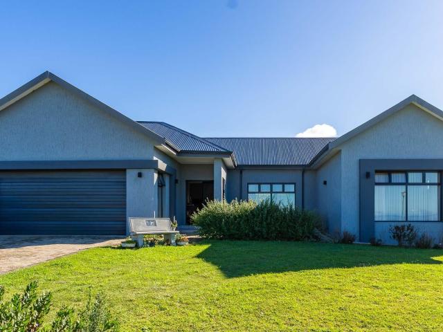 House for sale in Groot Brak Rivier, Western Cape