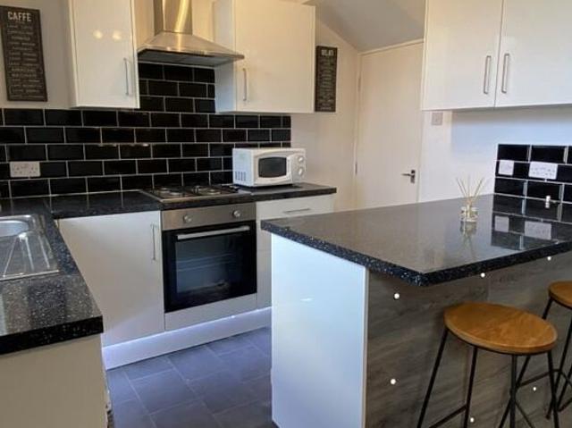 House for rent in Hyde Park, West Yorkshire