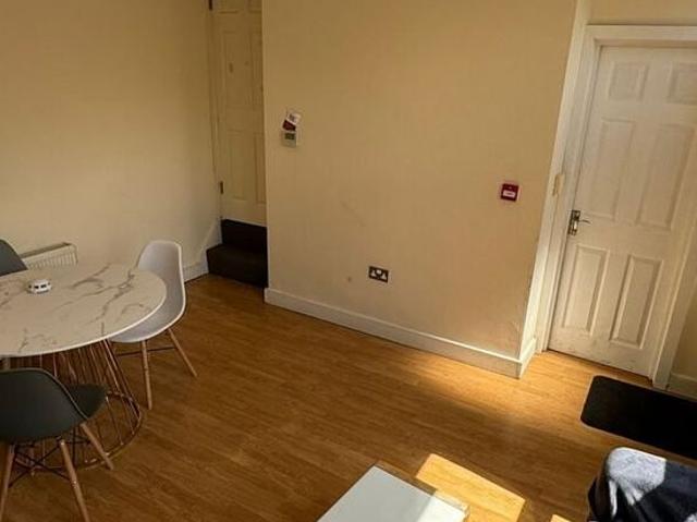 House for rent in Kirkstall, West Yorkshire