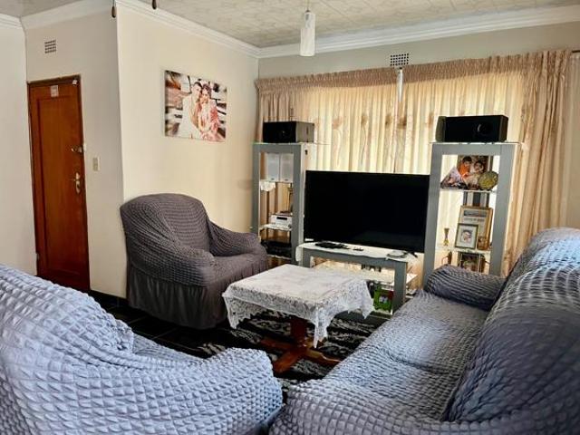 House for sale in Newcastle Local Municipality, Amajuba District Municipality