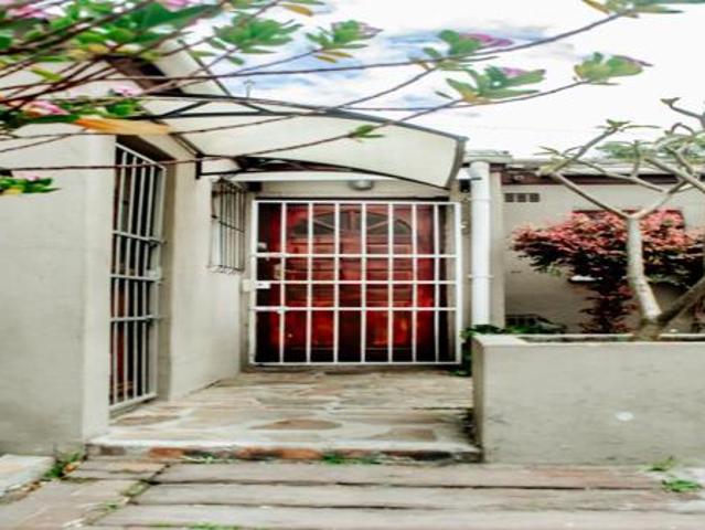 House for sale in Cape Town, Western Cape