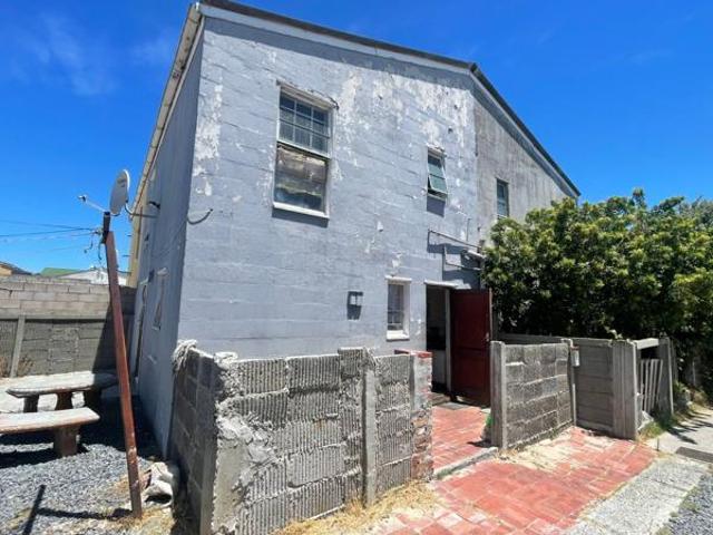 House for sale in Cape Town, Western Cape