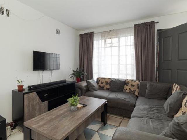 House for sale in Cape Town, Western Cape