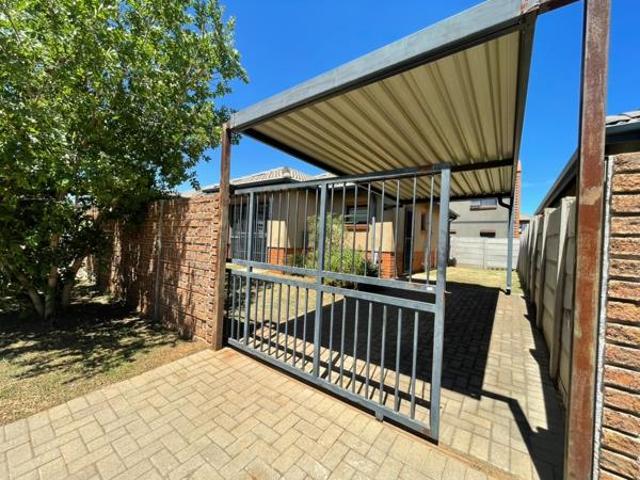 House for rent in Jansenpark, City of Ekurhuleni Metropolitan Municipality