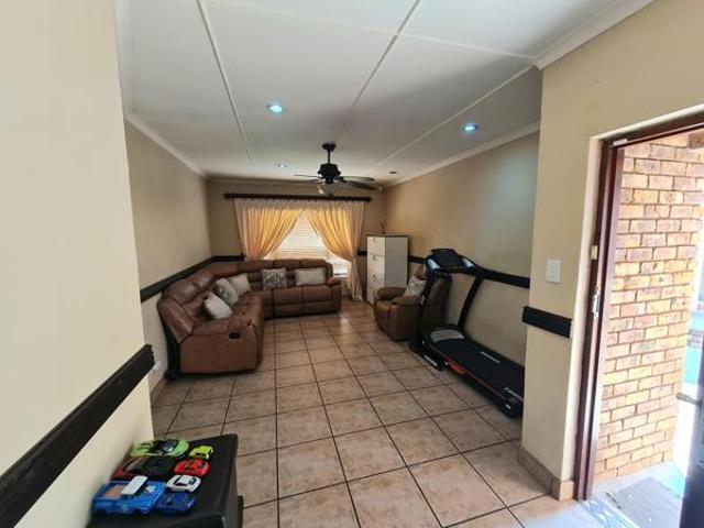 House for sale in Umgungundlovu, Kwazulu-natal
