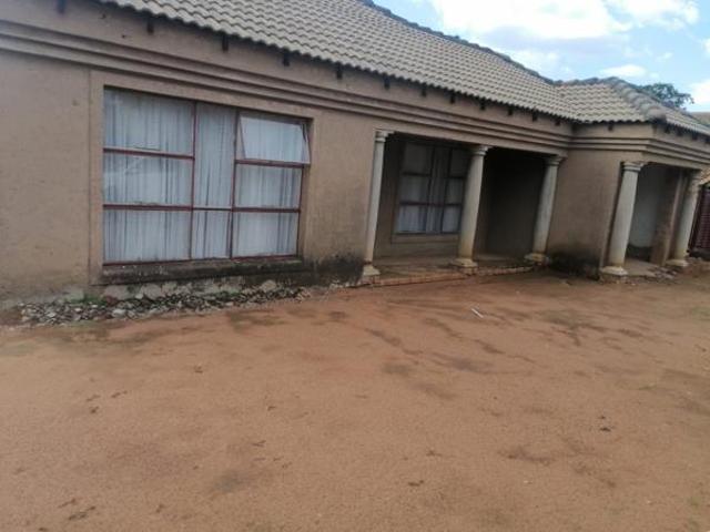 House for sale in Hartbeespoort Dam Nature Reserve, North West