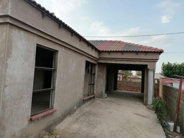 House for sale in Hartbeespoort Dam Nature Reserve, North West