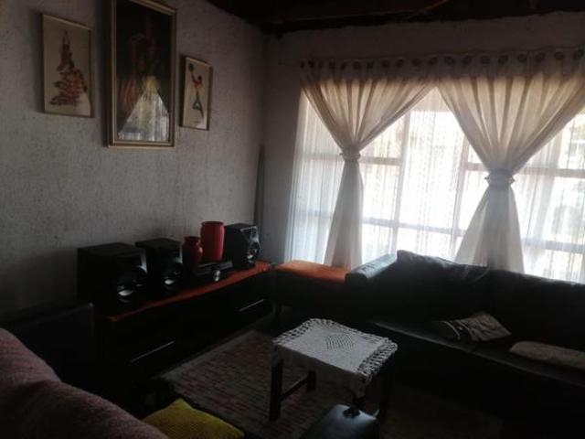 House for sale in Hartbeespoort Dam Nature Reserve, North West