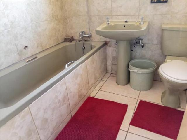 House for sale in Hartbeespoort Dam Nature Reserve, North West