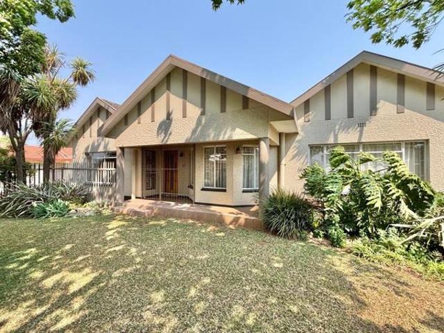 House for sale in Ditsobotla, North West