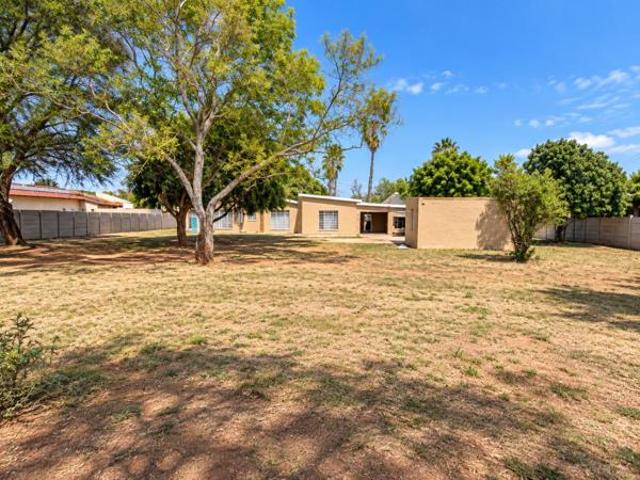 House for sale in Ditsobotla, North West