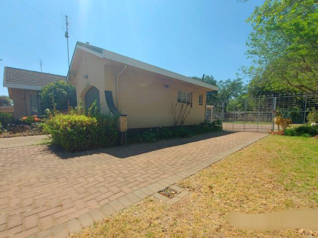 House for sale in Ditsobotla, North West