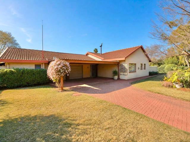 House for sale in Ditsobotla, North West