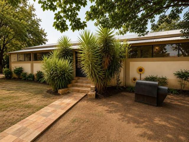 House for sale in Ditsobotla, North West