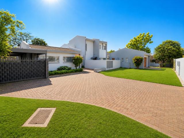 House for sale in Ditsobotla, North West