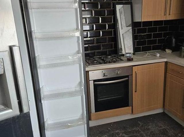 House for rent in Calderstones