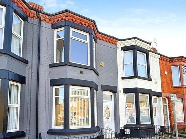 House for rent in Calderstones