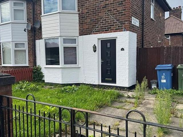 House for rent in Calderstones
